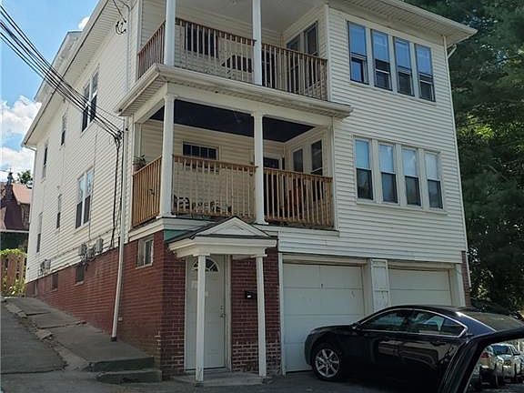2nd image of 86 Marion Ave N