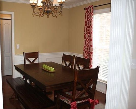 4th image of 2717 Westhaven Dr