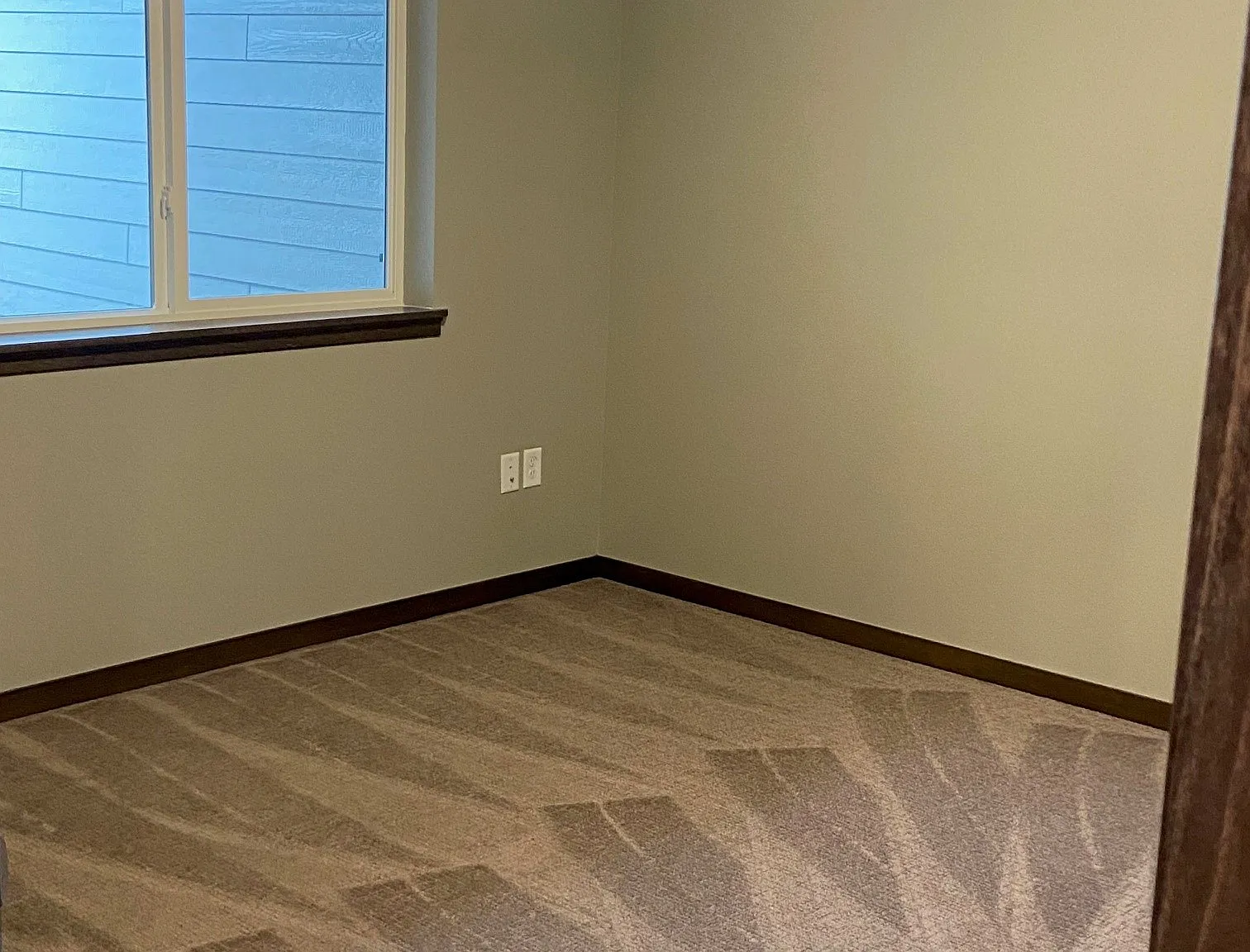 New Townhome — Photo 1