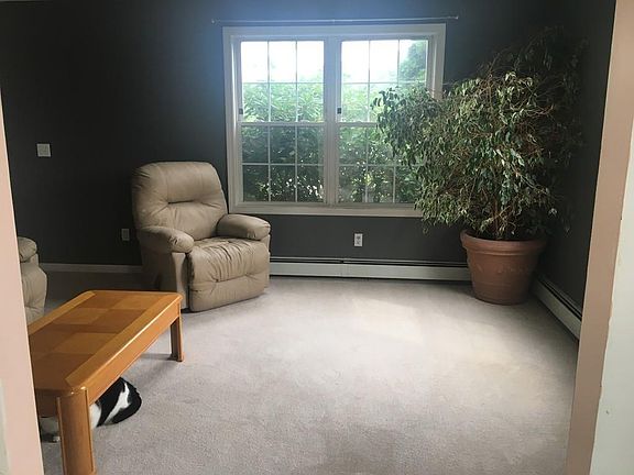 4th image of 2 Garrett Pl