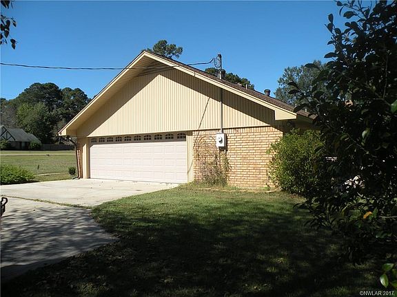 4th image of 302 Pinecrest Dr