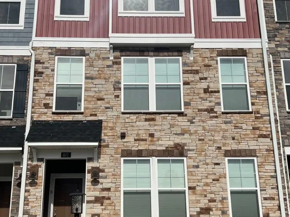 807 Birchwood Hill Pl #B, Glen Allen, VA 23060