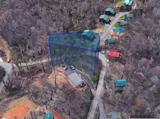 Hazy Cir, Gatlinburg, TN 37738