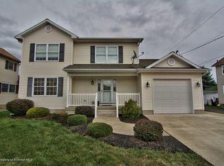 314 Brook St, Peckville, PA 18452