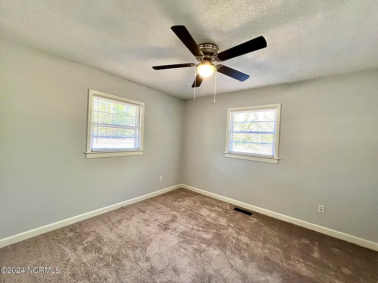 331 Forest Park Rd — Photo 12