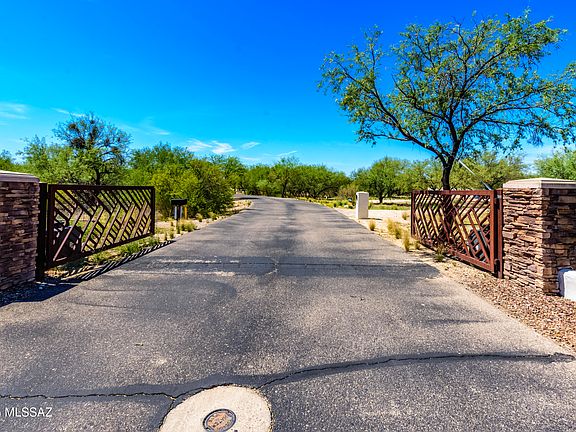 5th image of 1632 N Mariposa Woods Pl #309