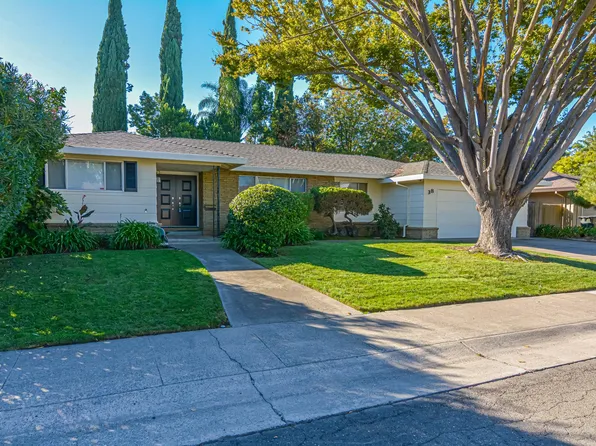38 Starglow Cir, Sacramento, CA 95831
