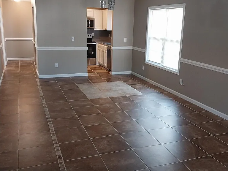1716 Pebble Ridge Dr — Photo 5