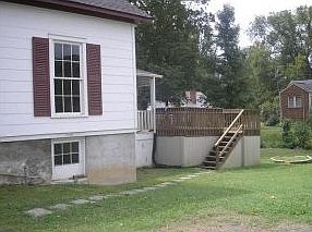 2nd image of 111 N Hasson St
