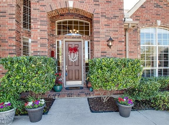 2nd image of 3617 Winding Oaks Dr
