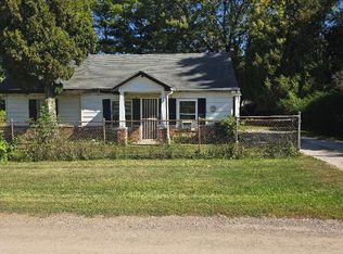 22211 Grandy St, Clinton Township, MI 48035