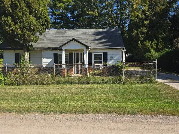 22211 Grandy St, Clinton Township, MI 48035