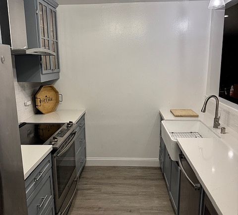 3rd image of 154 Lombard St APT 56