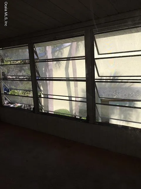 Building Photo 4