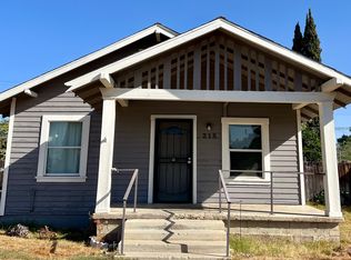 218 Washington Ave, Bakersfield, CA 93308