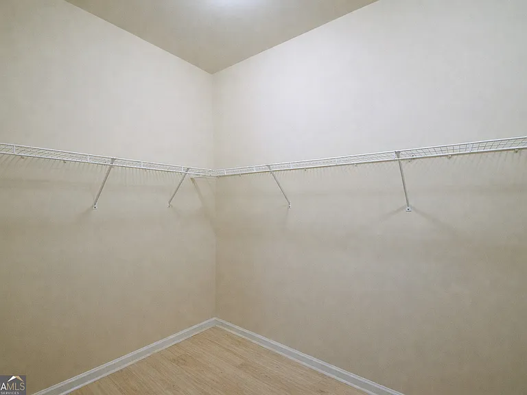 217 Florence Rd — Photo 12