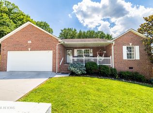 7005 Wrens Creek Ln, Knoxville, TN 37918