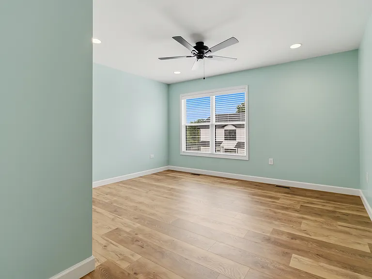 250 Meadow Dr #2 — Photo 19