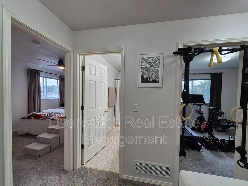 3 bed, 2.0 bath, 1312 sqft, $2,700 — Photo 2