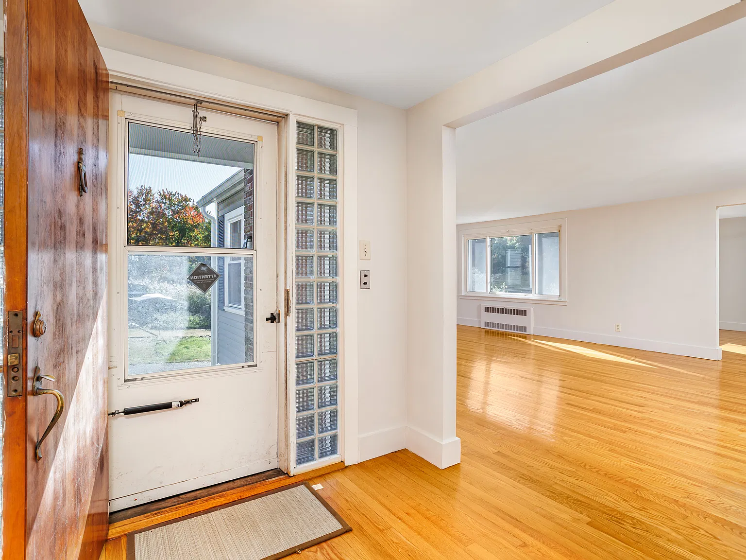 2 bed, 1457 sqft, $2,400 — Photo 3