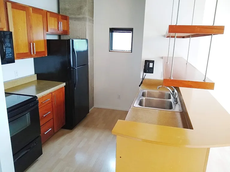 Mercury - Residential — Photo 187