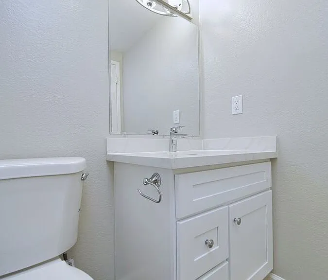 920 Fletcher Ln #105 — Photo 14