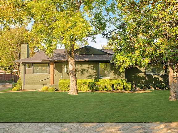 3rd image of 1631 Macmanus Dr