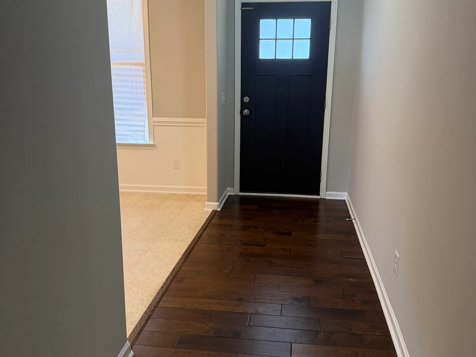 4 bed, 2069 sqft, $2,200 — Photo 2