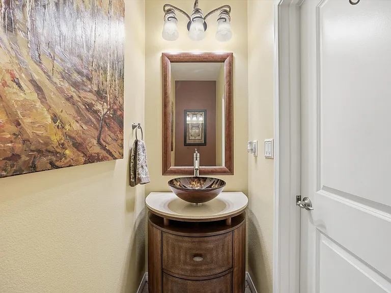 12006 Fairmont Ct — Photo 28