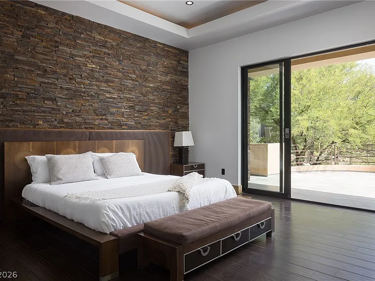 17 Soaring Bird Ct — Photo 18