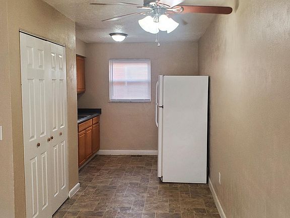 Kitchen/eat-in area and utility closet