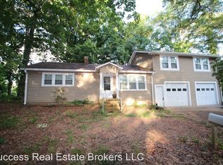 109 Hilltop Dr, Canton, GA 30114