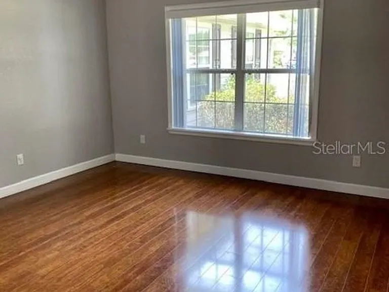 1258 NE 51st Loop — Photo 9