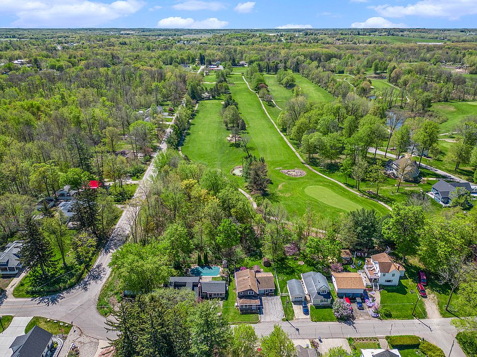1st image of 7476 Beechwood Cir