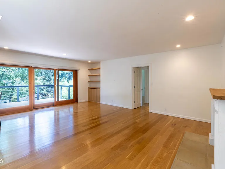 1483 Arroyo View Dr — Photo 7