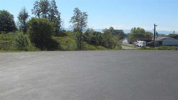 2nd image of 45 Weatherby Way
