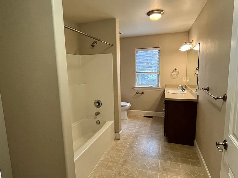 1126 N 15th Ave #201-208 — Photo 8