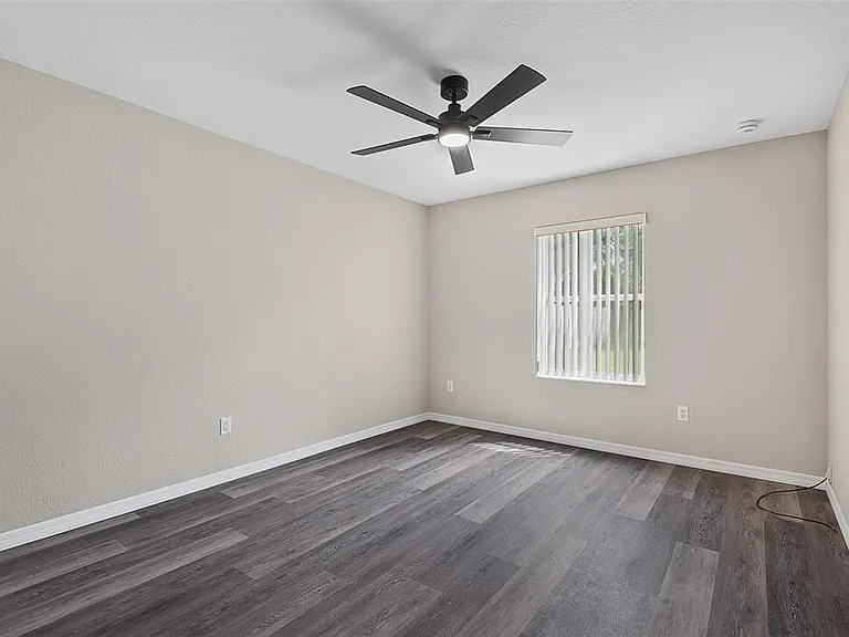 14 Colechester Ln — Photo 34
