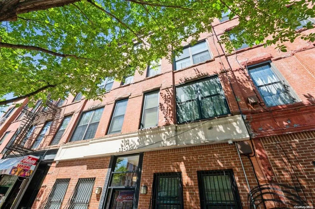 100 Ralph Avenue #2L in Stuyvesant Heights, Brooklyn | StreetEasy
