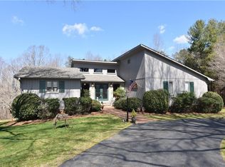 4748 Bashavia Dr, Pfafftown, NC 27040
