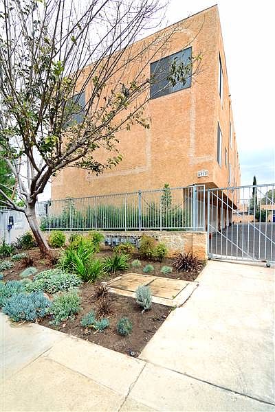 1st image of 6908 Remmet Ave APT 8