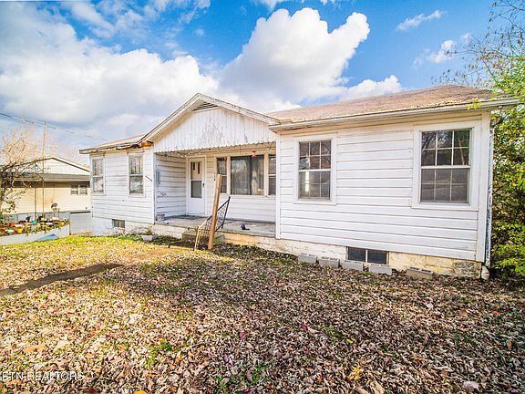 2nd image of 118 Scenic Dr