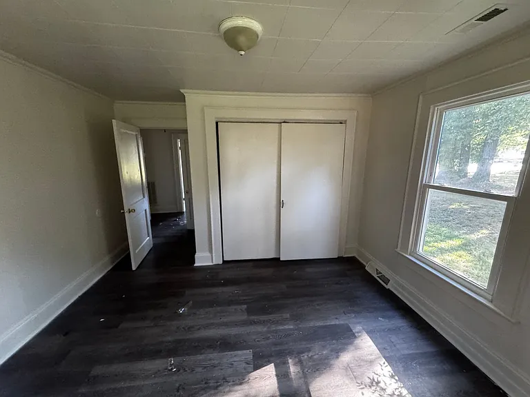 408 Ross Grove Rd E — Photo 16