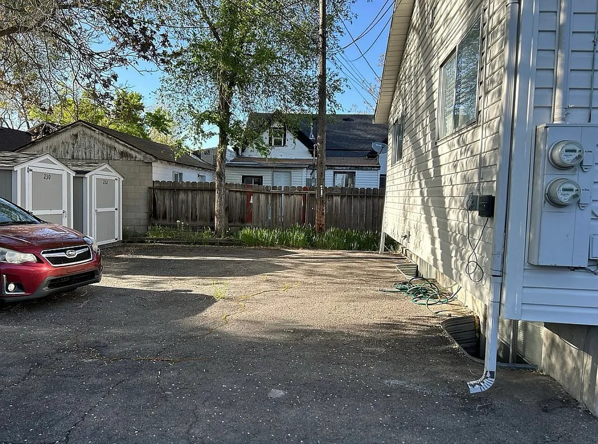 Building Photo - 230 S 600 E