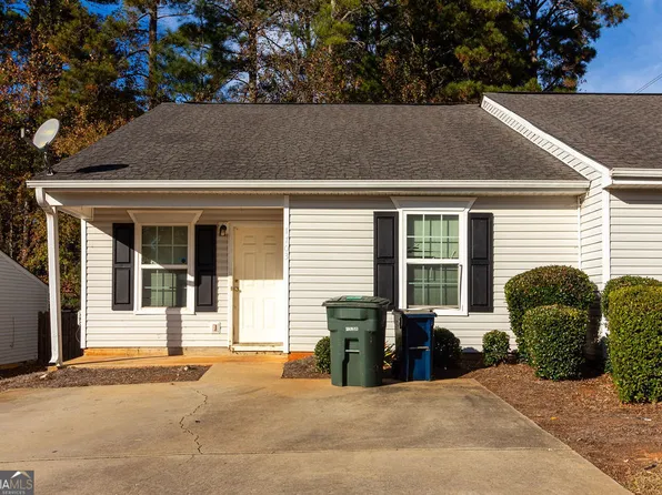 1703 Summerwoods Ln, Griffin, GA 30224