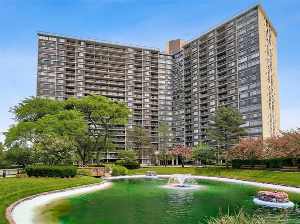 2 Bay Club Drive #11A, Bayside, NY 11360