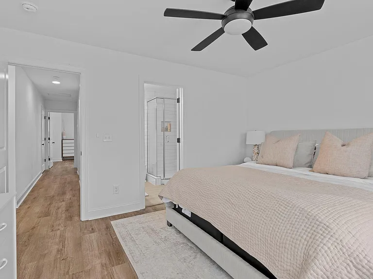 5619 Johnson Woods Ct — Photo 17