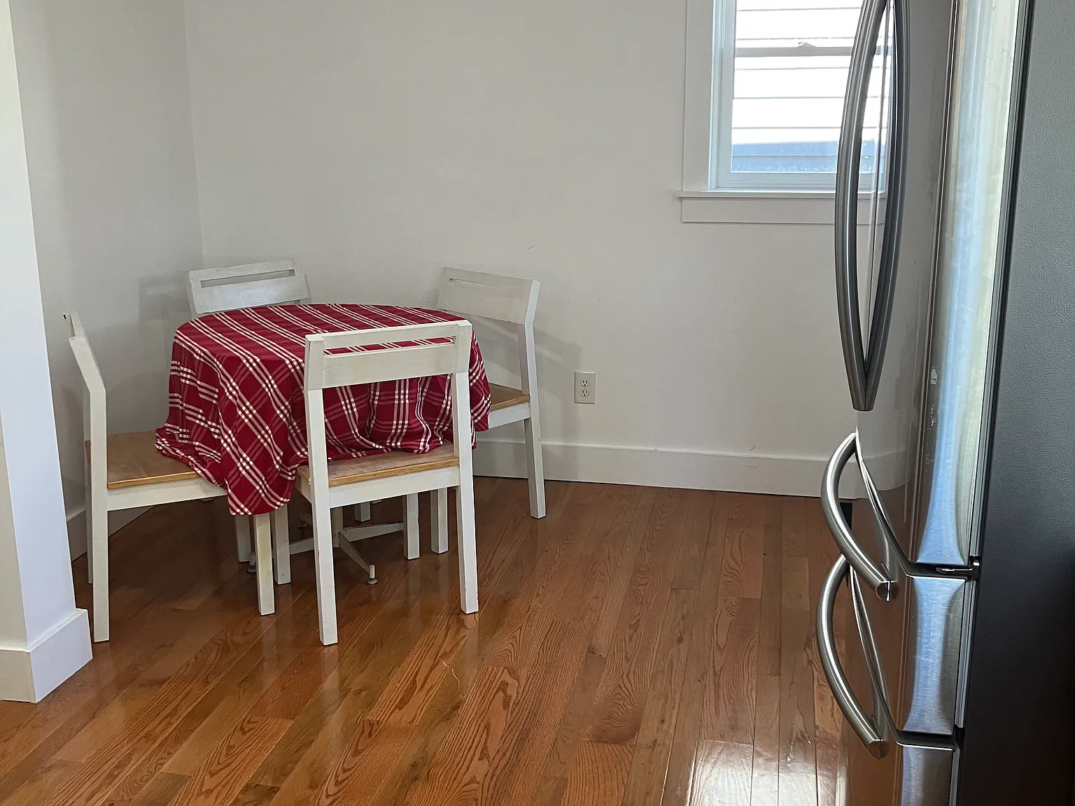 2 bed, 968 sqft, $2,500 — Photo 4