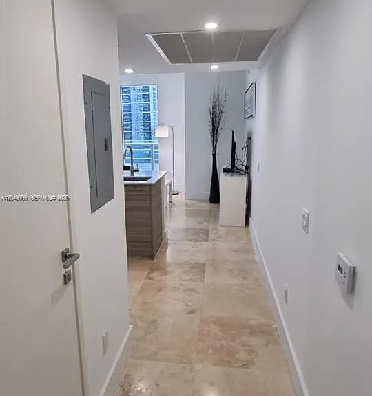 1300 Brickell Bay Dr #1701 — Photo 4