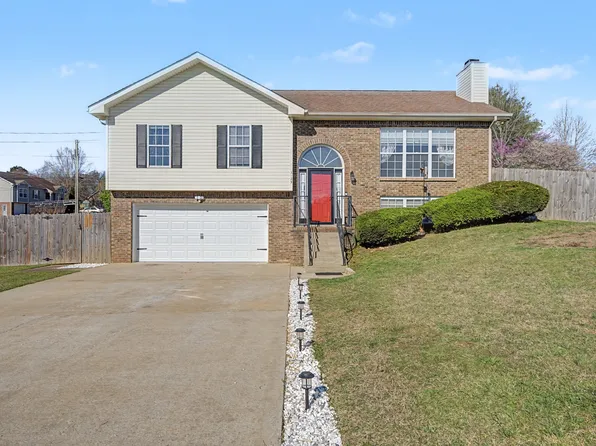 3129 Whitetail Dr, Clarksville, TN 37043